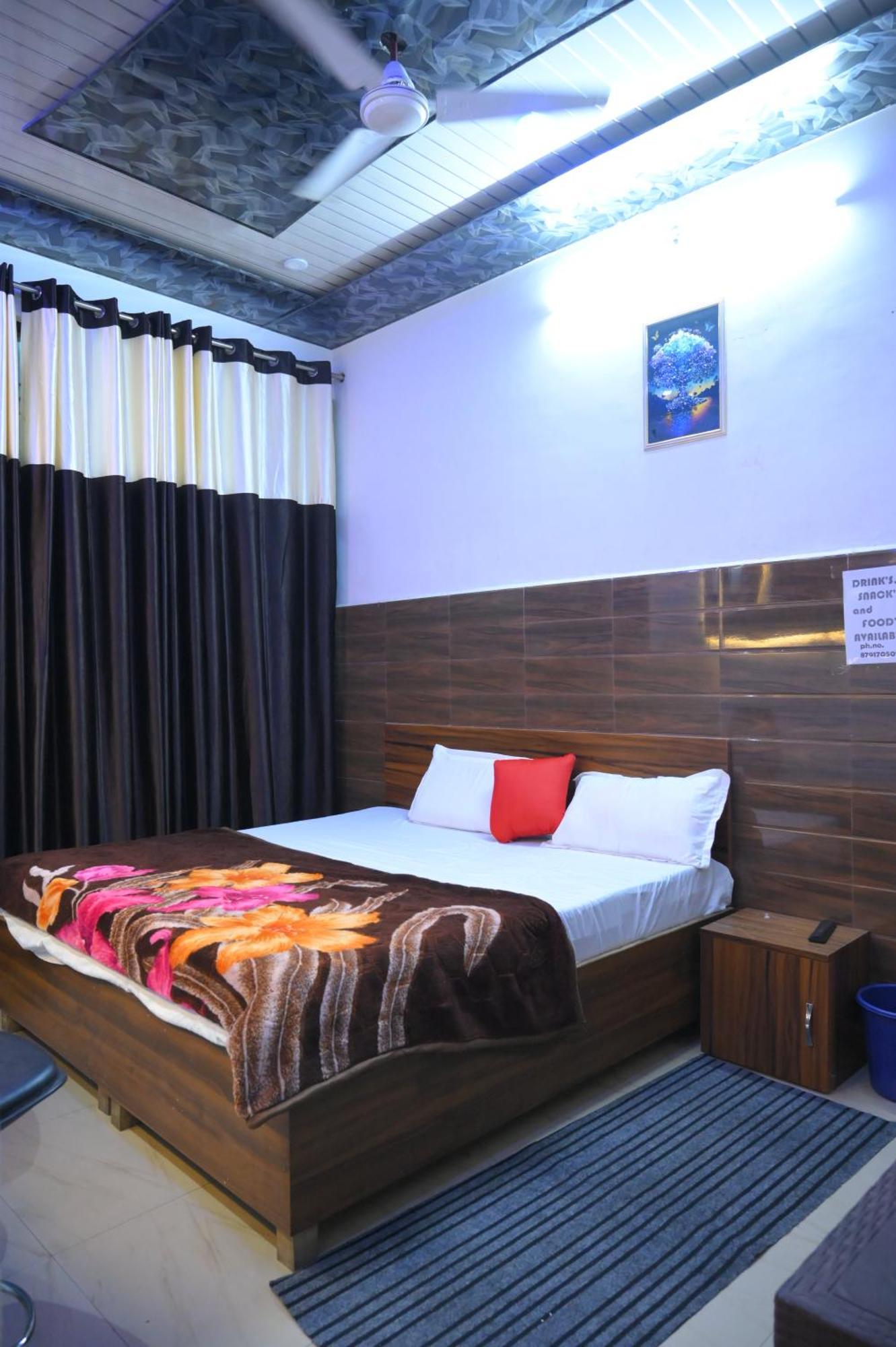 Hotel Starlight Meerut Eksteriør bilde